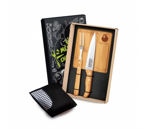 Brinde kit churrasco 4 peças personalizado