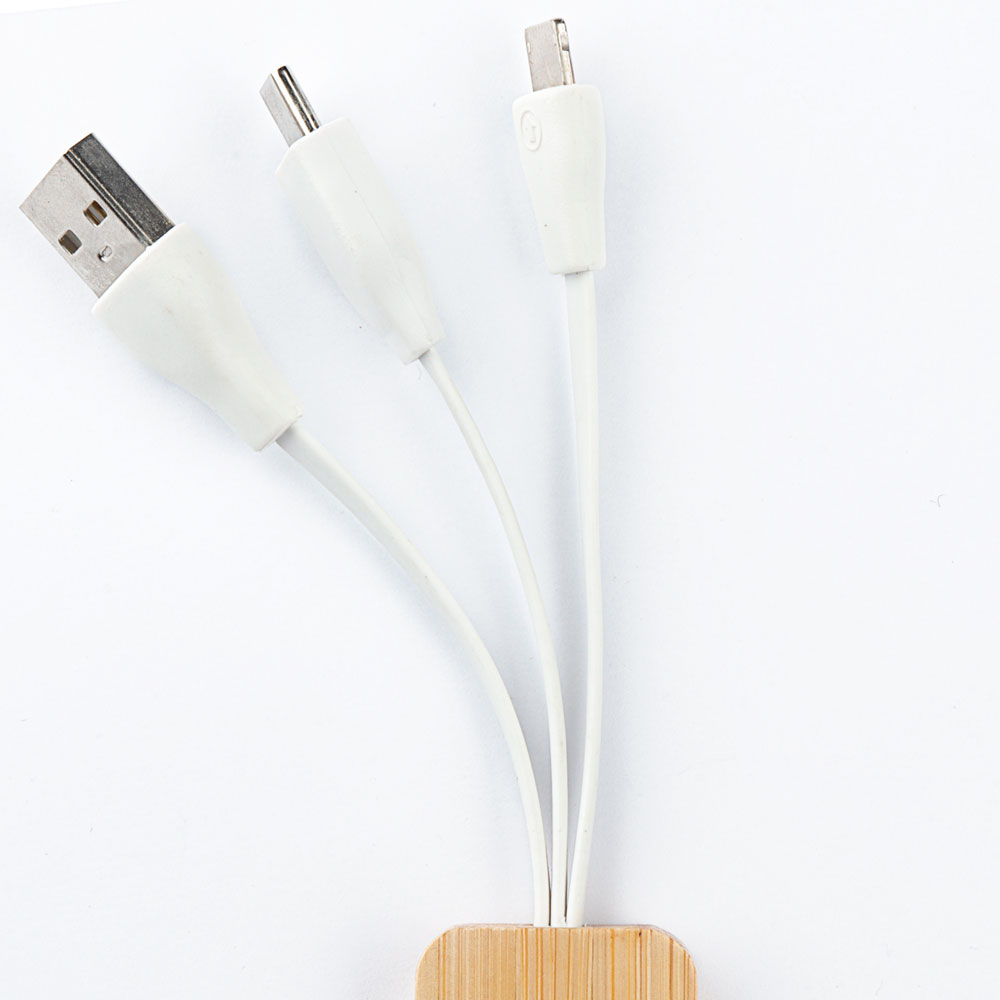 Chaveiro em Bambu com Cabo para Carregamento