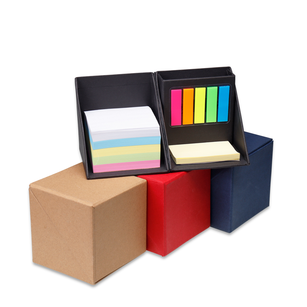   Mini Bloco de Notas em Formato de Cubo – Papelão Reciclado