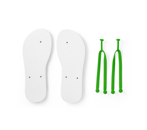 Chinelo personalizado com sola em EVA e tira em PVC